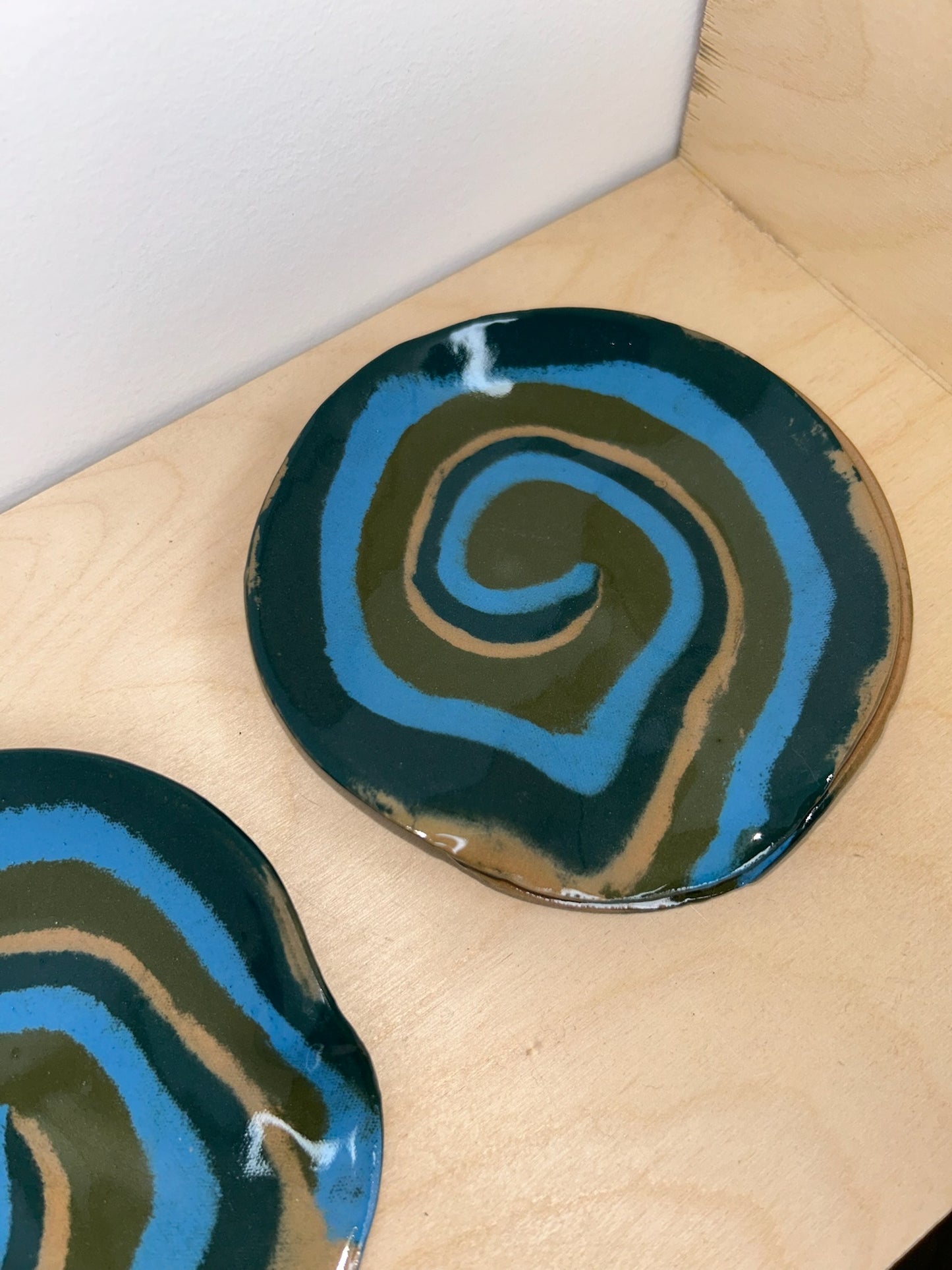 Nerikomi Porcelain Spoon Rest - Spiral
