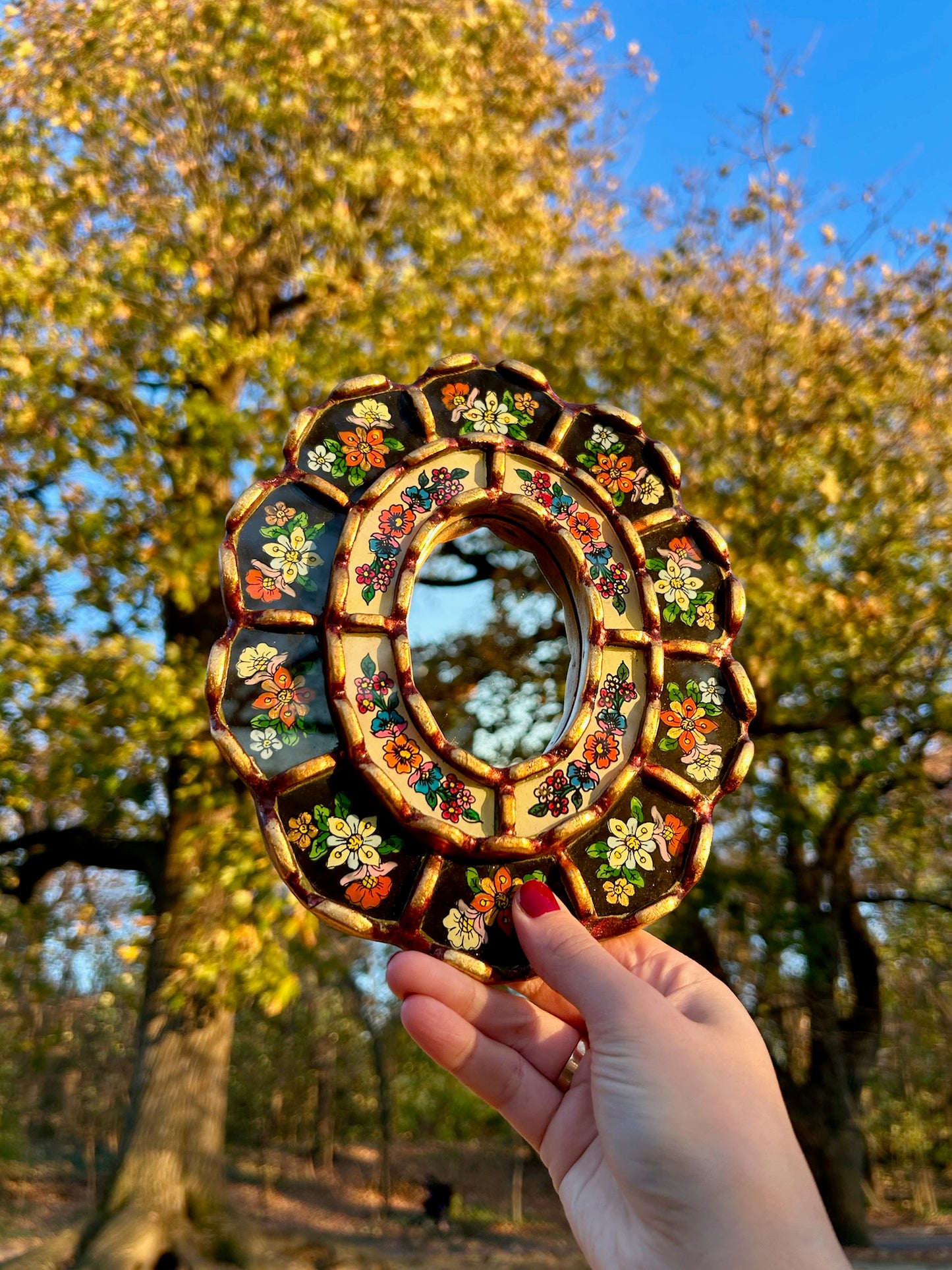 Oval Floral Mirror - Black and Cream