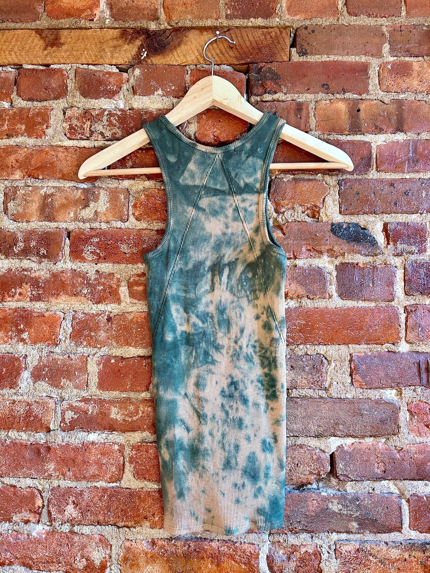 Earthy Tit Rib Tank - S