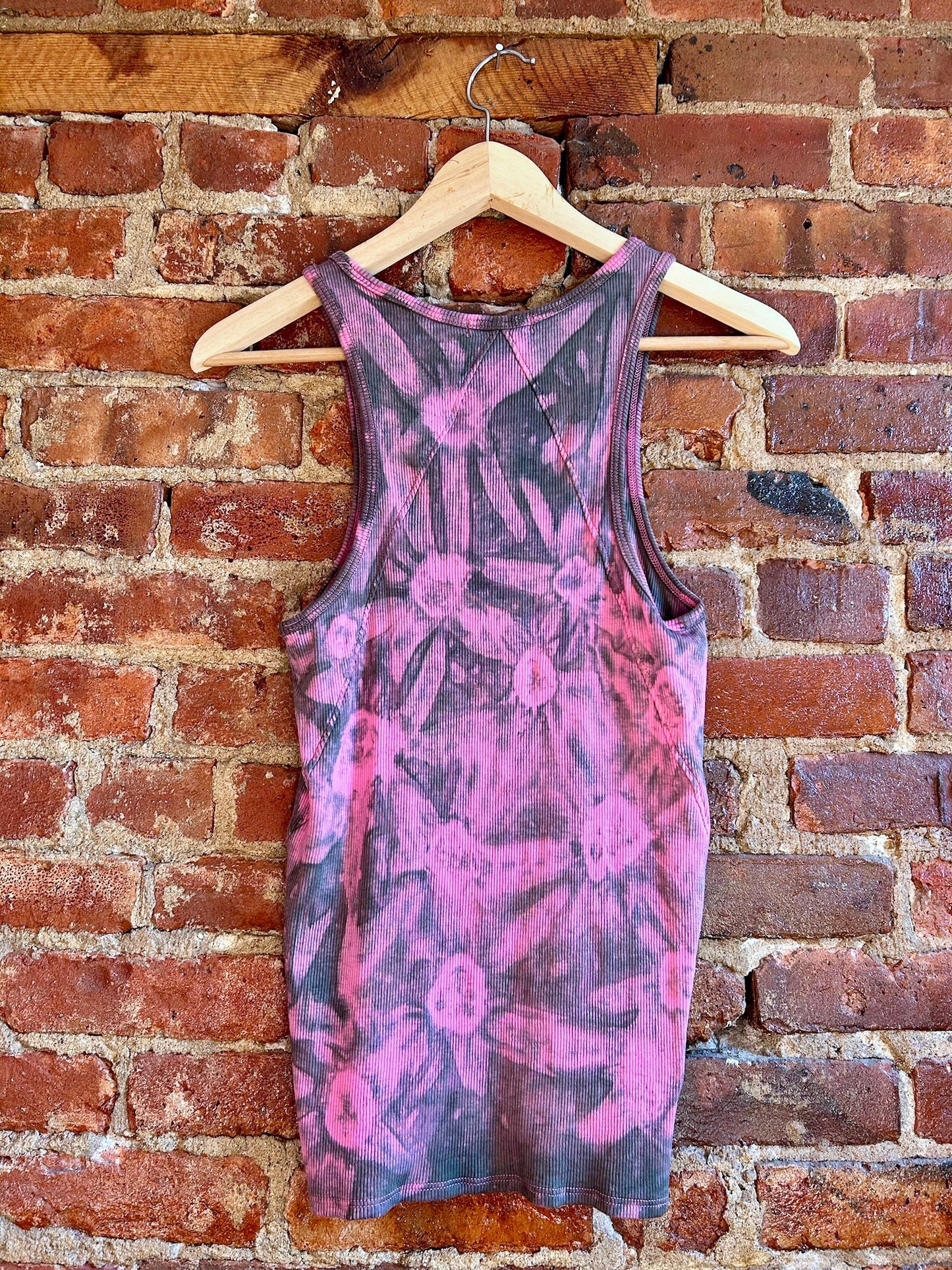 Pink Orbz Rib Tank - XL