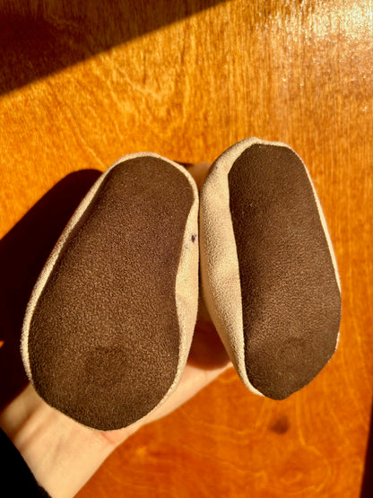 Baby Slippers - Cream - 14 months